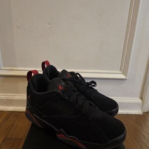Air Jordan MVP 92 Low Bred